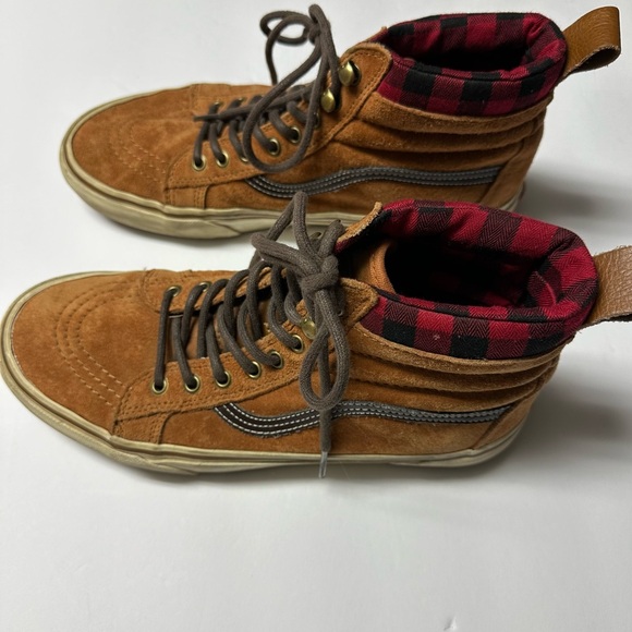 Vans Shoes - Vans High Top Ginham shoes size M9.0 W10.5